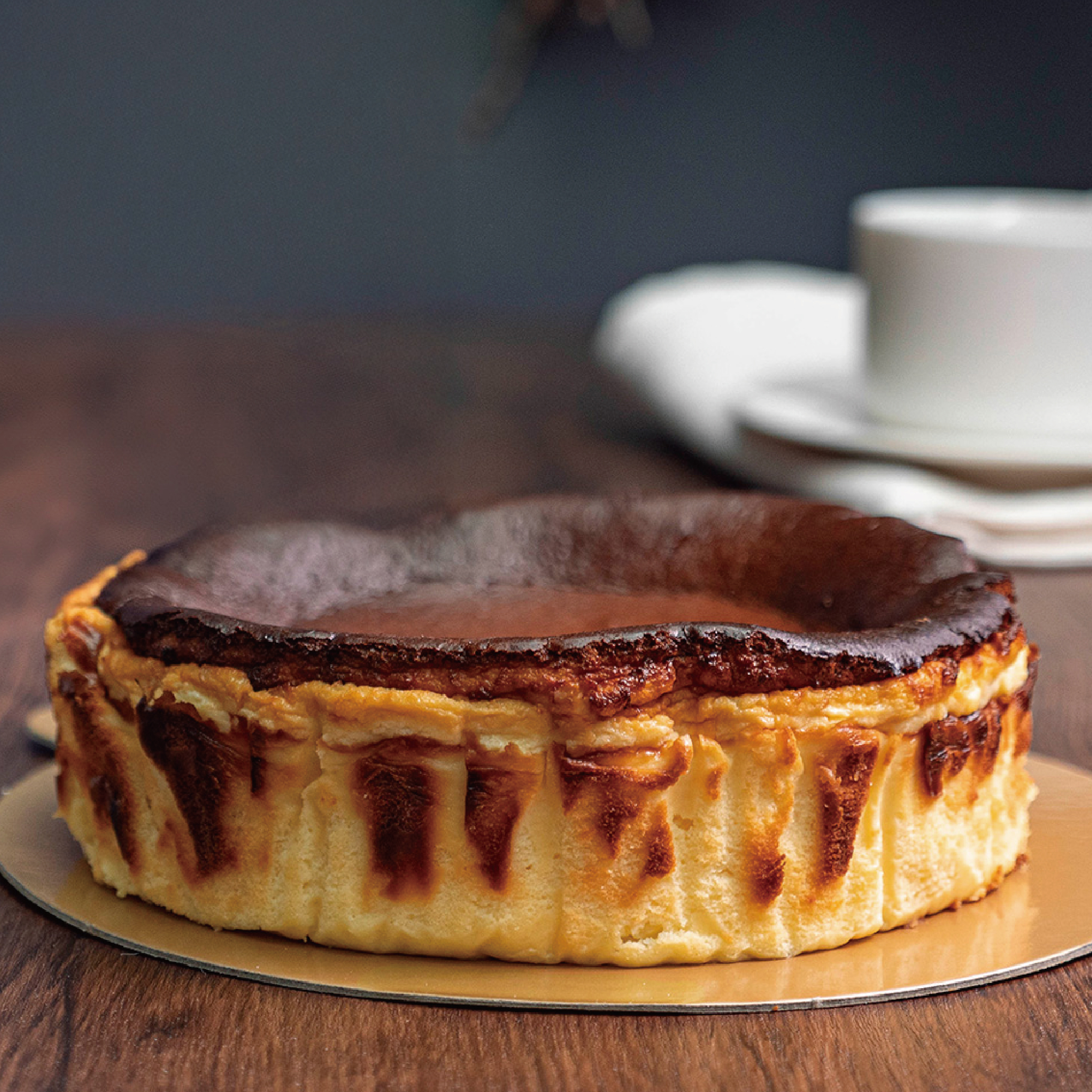 巴斯克乳酪蛋糕(Basque Burnt Cheesecake)